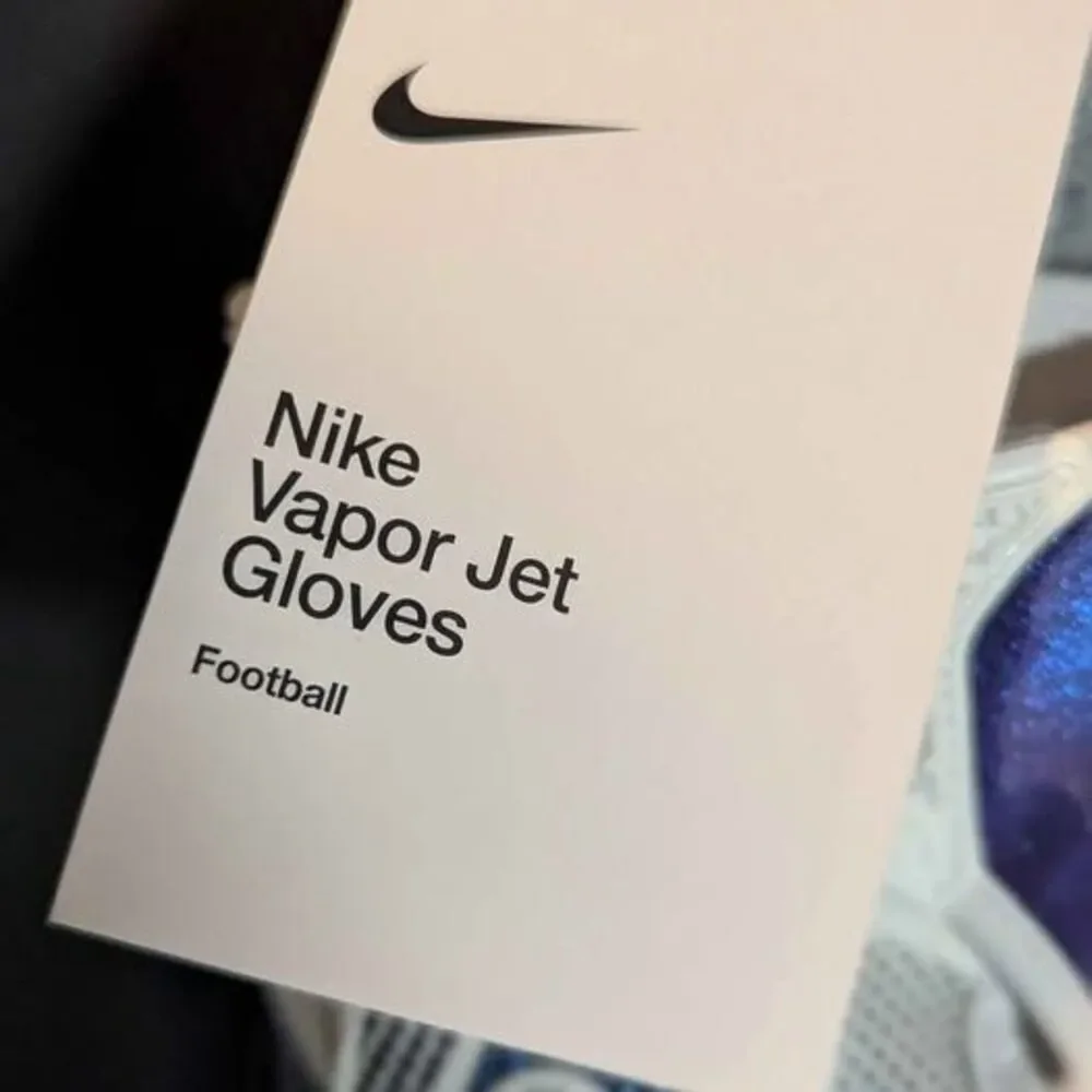Nike Vapor Jet Football Gloves White Iridescent Men’s Large NEW Receiver Grip